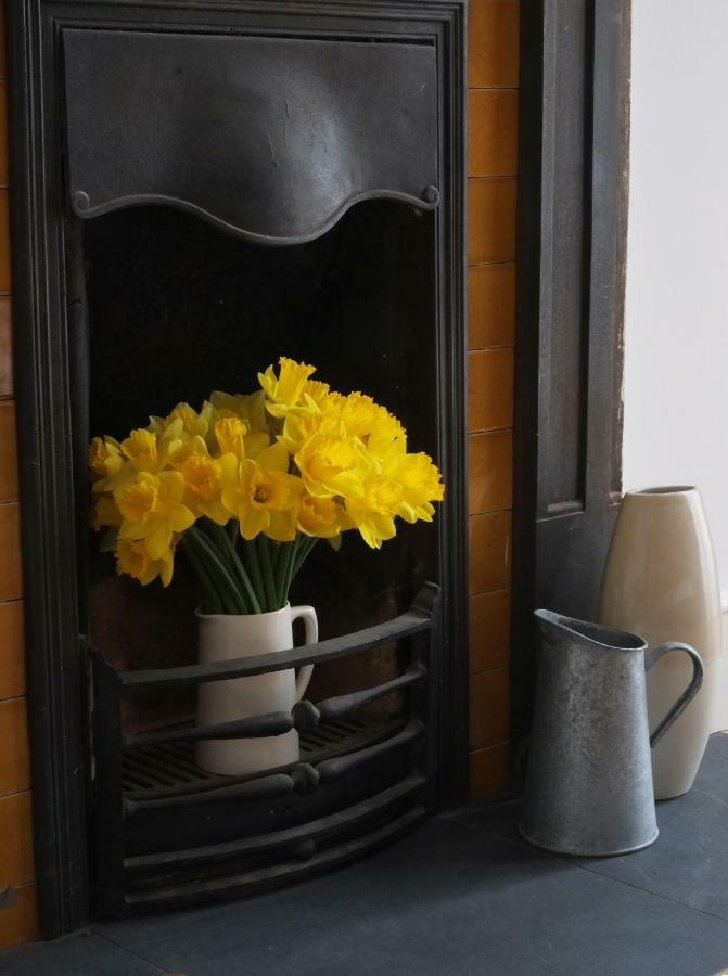 Bright And Elegant 2 Bedroom Flat, Near Notting Hill لندن المظهر الخارجي الصورة